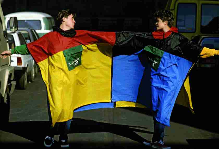 1986 : Two-person poncho for K-Way “with a zip in the event of divorce”.All rights reserved