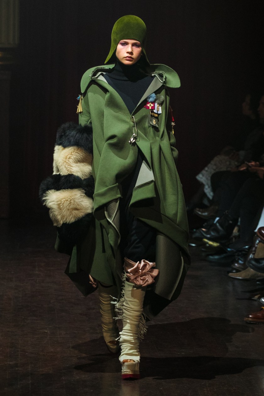 Undercover 3-RTW-FW17-Paris-011