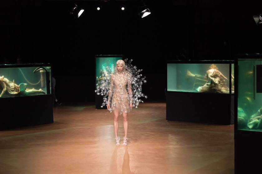 Iris_Van_Herpen_2017_18_009