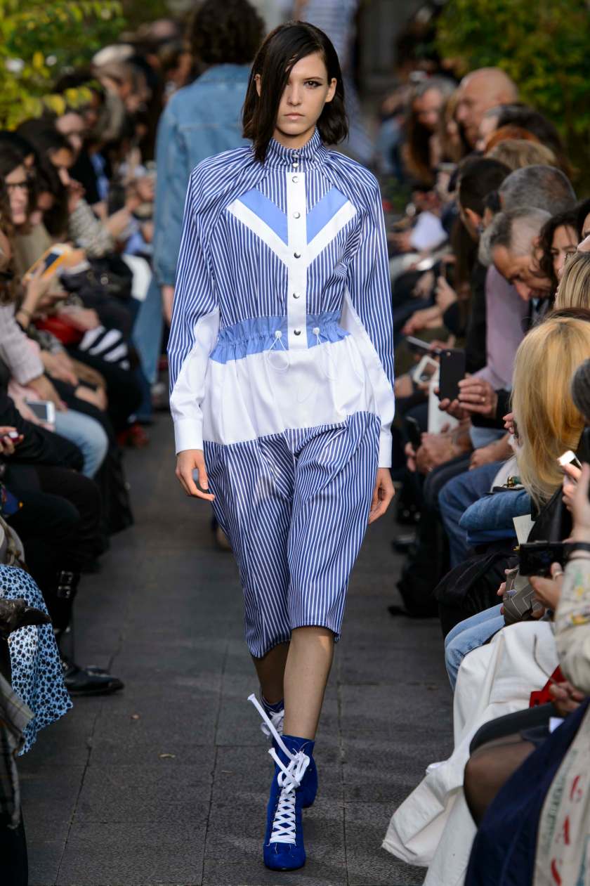 Victoria Tomas RS18 0078