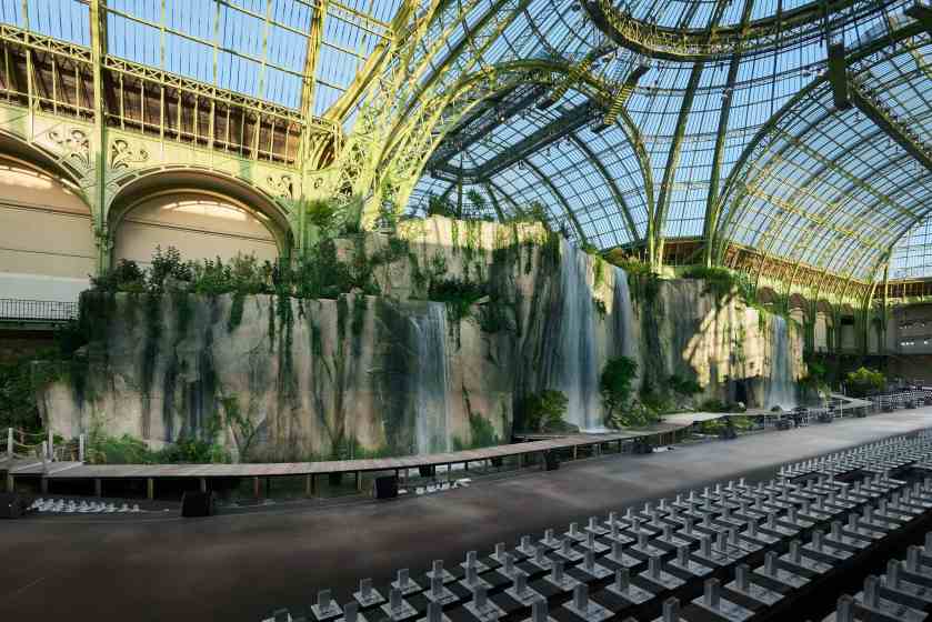 SS 2018 RTW - decor picture by Olivier Saillant