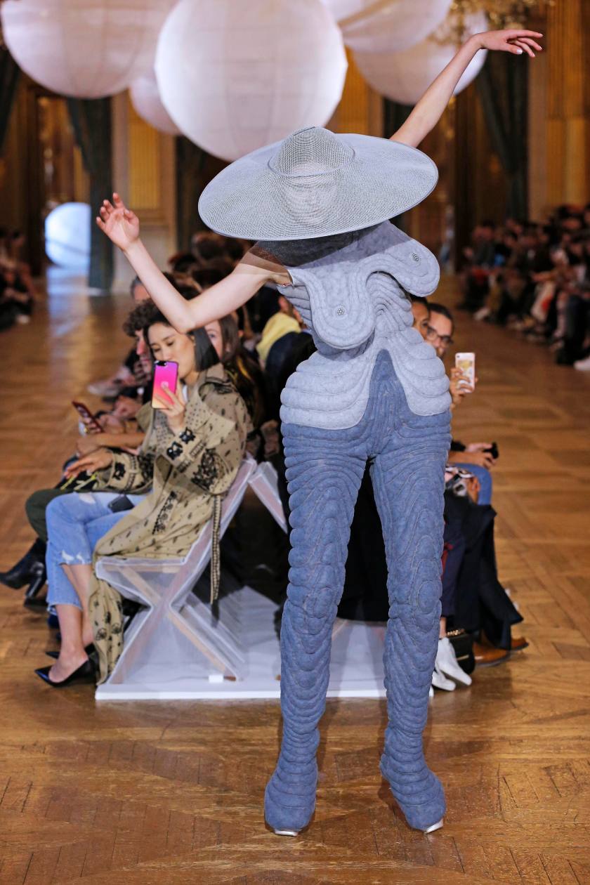 THOM BROWNE SS18 PARIS FASHION WEEK SEPTEMBER 2017