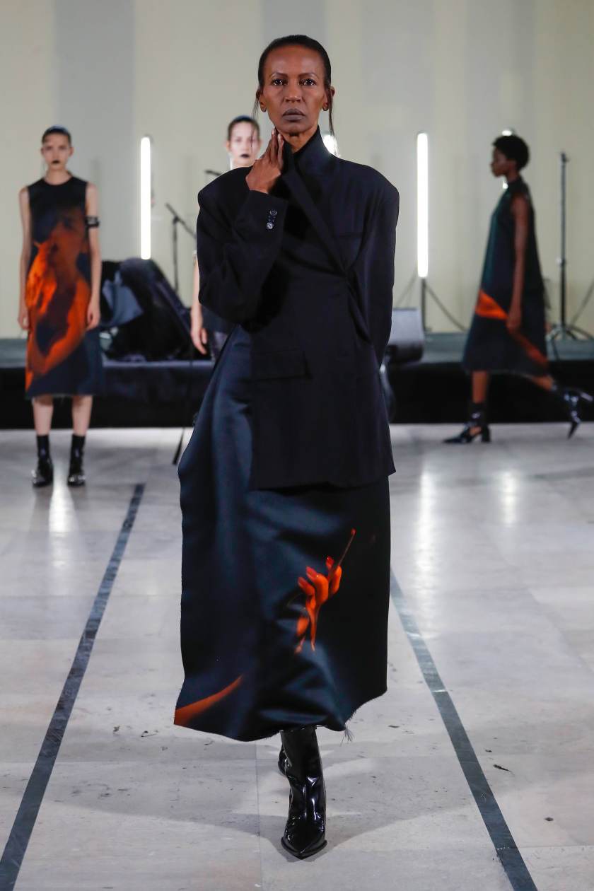 Yang-Li-RTW-SS18-Paris-0740