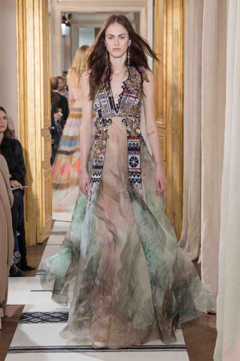 Schiaparelli_PE2018_Look_31