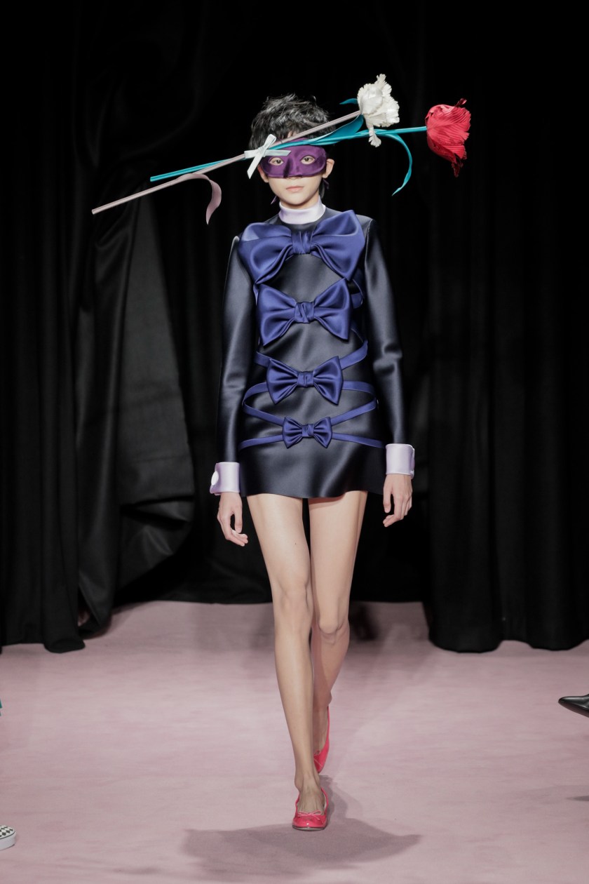 VIKTOR &amp; ROLF HAUTE COUTURE SS18