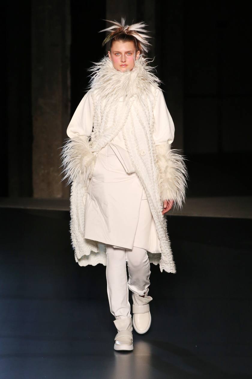 ISSEY MIYAKE AW18 - 01