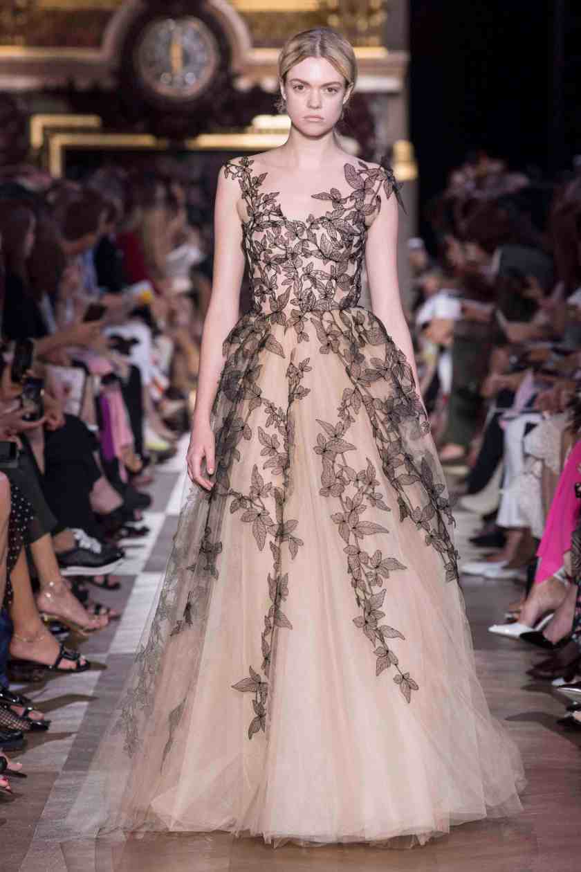 Schiaparelli_HCAW1819_Look_33