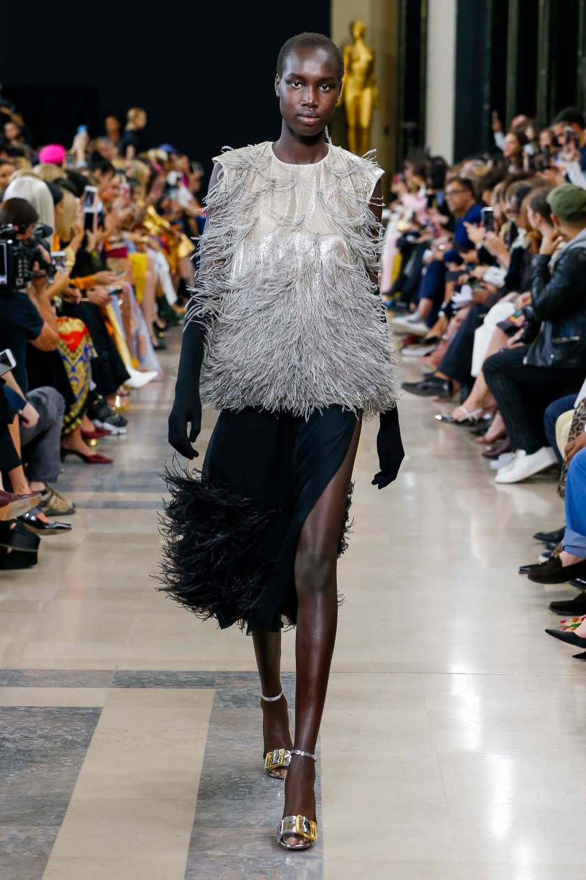 Rochas SS19 look 33